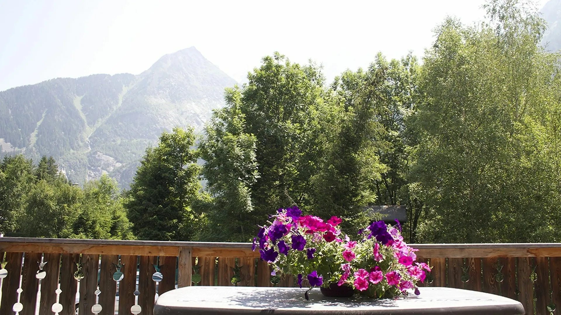 Chalet With 3 Bedrooms In Chamonix-Mont-Blanc, With Wonderful Mountain 2*, Chamonix France